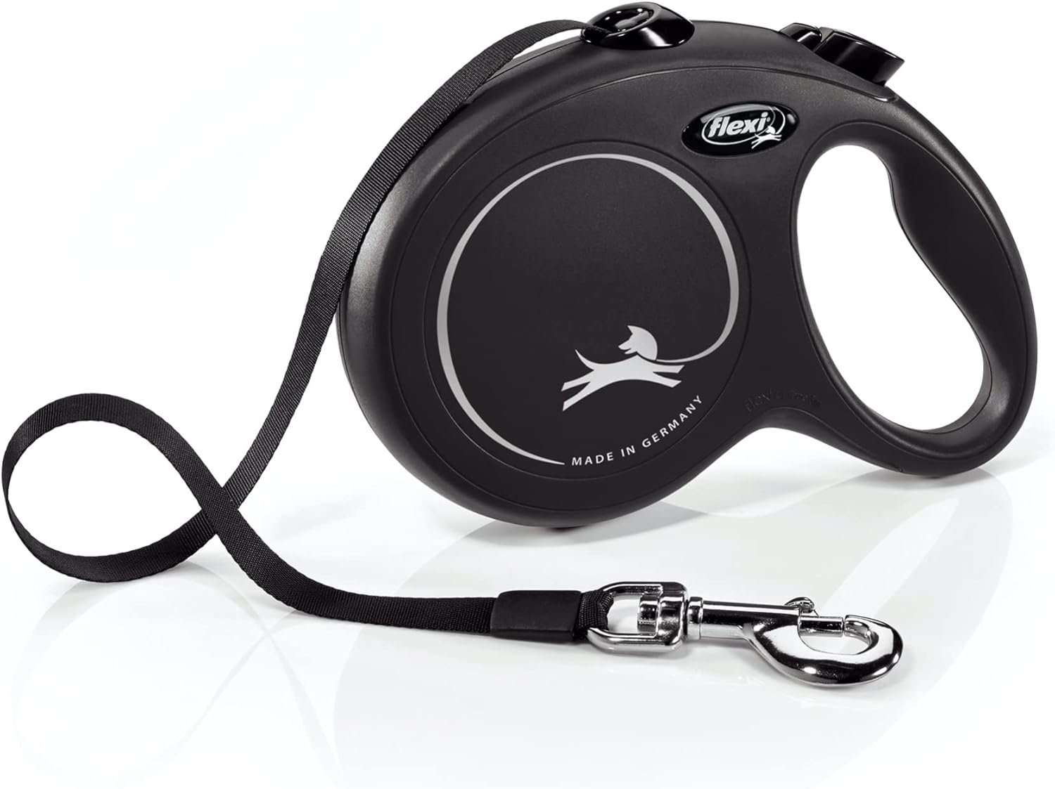 FLEXI® Classic Tape Retractable Dog Leash, Large, 16 ft – Black | German engineered, original flexi leash, durable quality for dogs up to 110 lbs, tangle-free, walking, reliable brake system