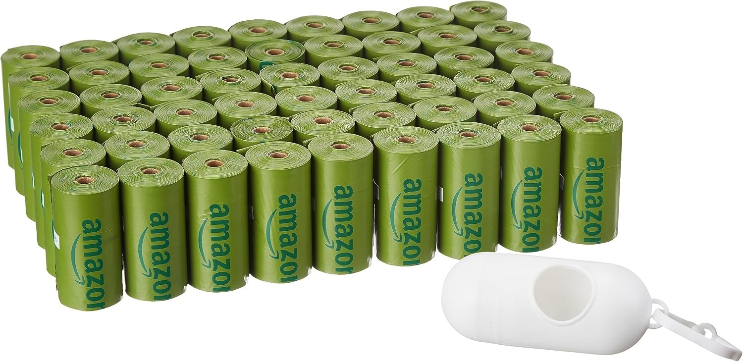 Amazon Basics Premium Leak Proof Dog Poop Bags with Dispenser and Leash Clip, Cucumber Scented, 13″ x 9″, 810 Count (54 Rolls of 15)
