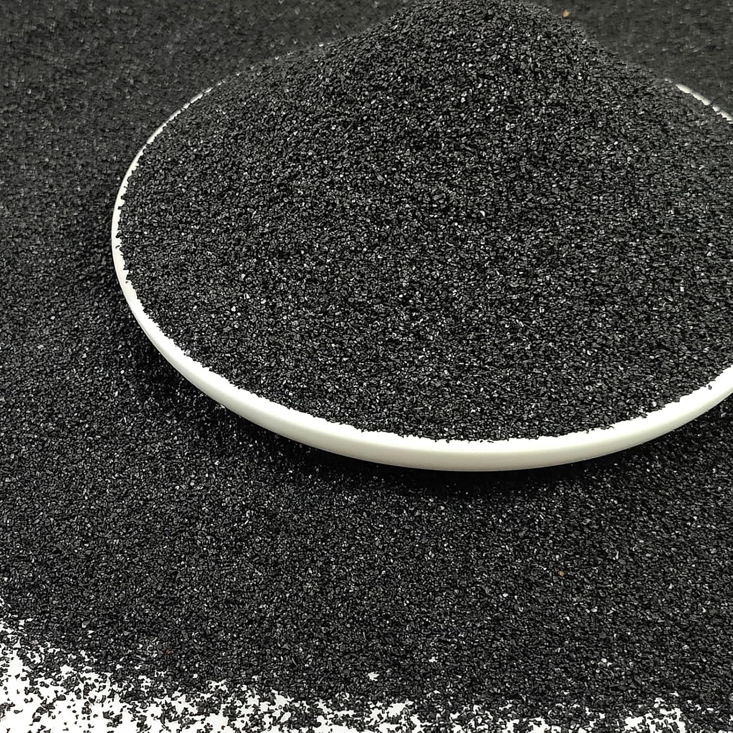Aquarium Sand, 2lbs Black Fish Tank Sand, Aquarium Gravel Substrate | for Aquascaping, Vivariums, Terrariums, Plants and Crafts